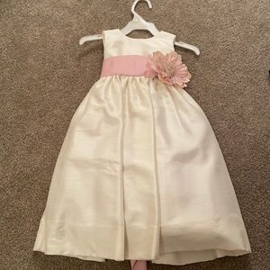 Gorgeous (new) ivory dress with a pink bow! Never worn!